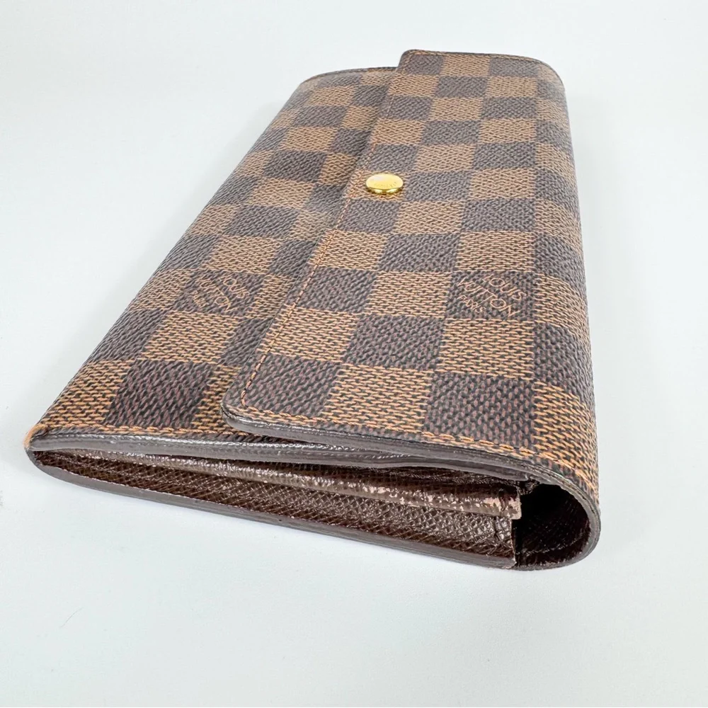 Authentic Louis Vuitton Sarah Wallet Damier Ebene Checkered - Picture 4 of 14
